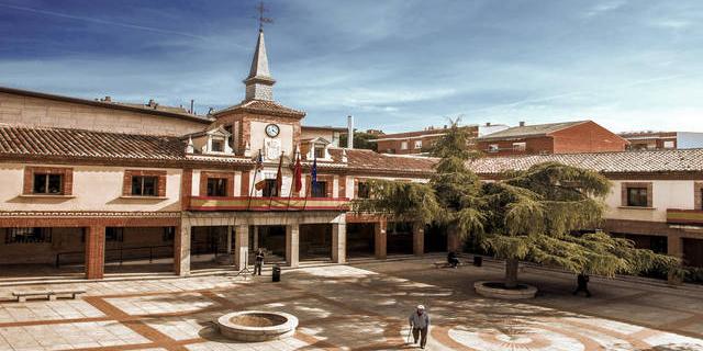 Las Rozas se convierte en Gran Ciudad y De la Uz reajusta el Gobierno municipal