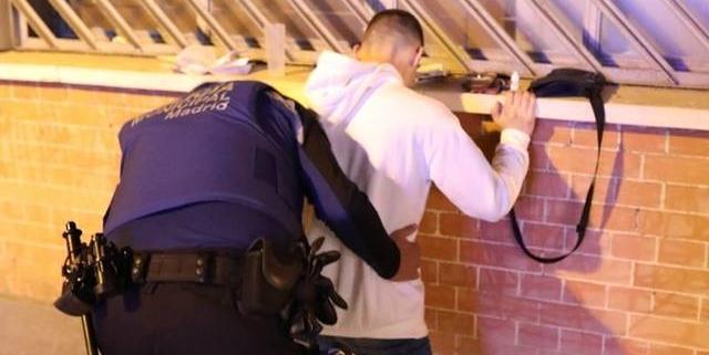 Detenido un hombre que vendía droga utilizando empresas de envío de comida