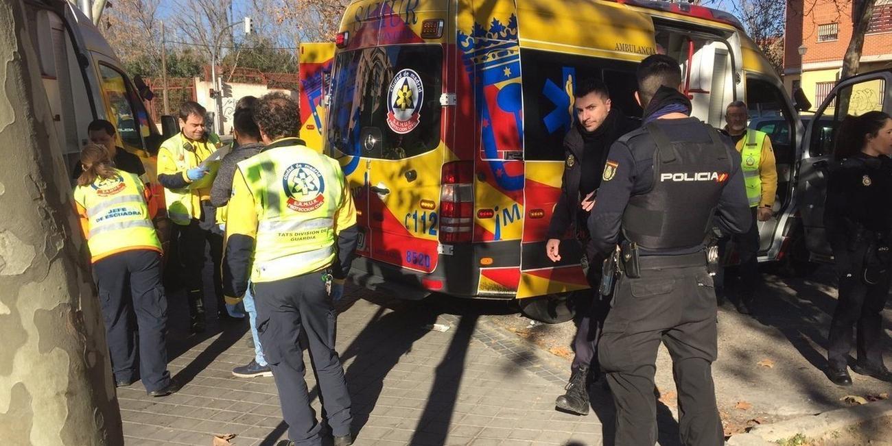 Herido muy grave en Usera tras ser apuñalado en el estómago por su compañero de piso