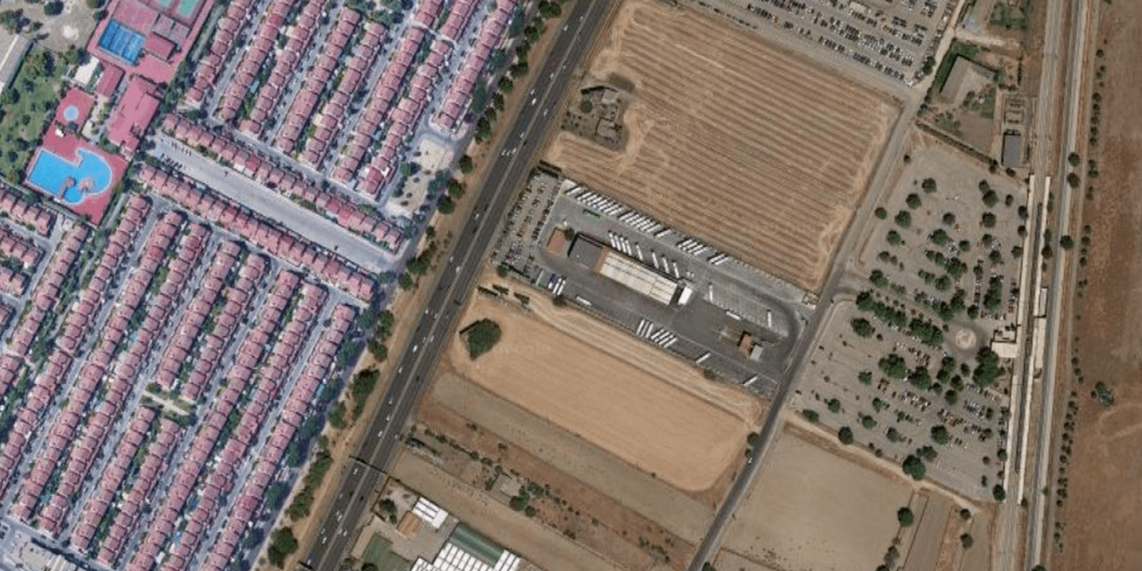 Getafe inseguro: El Ayuntamiento actuará en el aparcamiento de la estación del Sector III