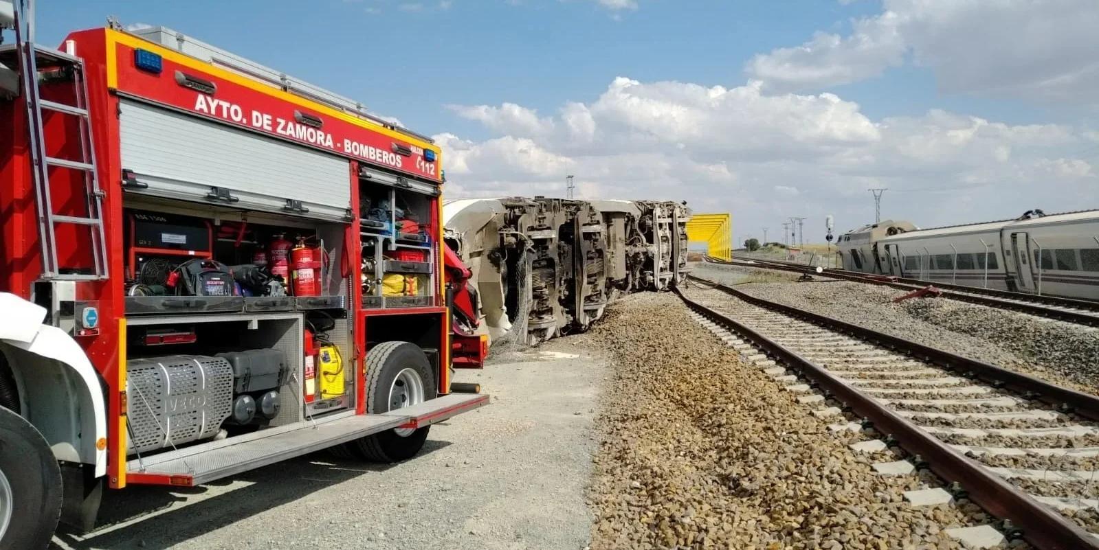 Dos muertos tras arrollar el Alvia Ferrol-Madrid a un todoterreno