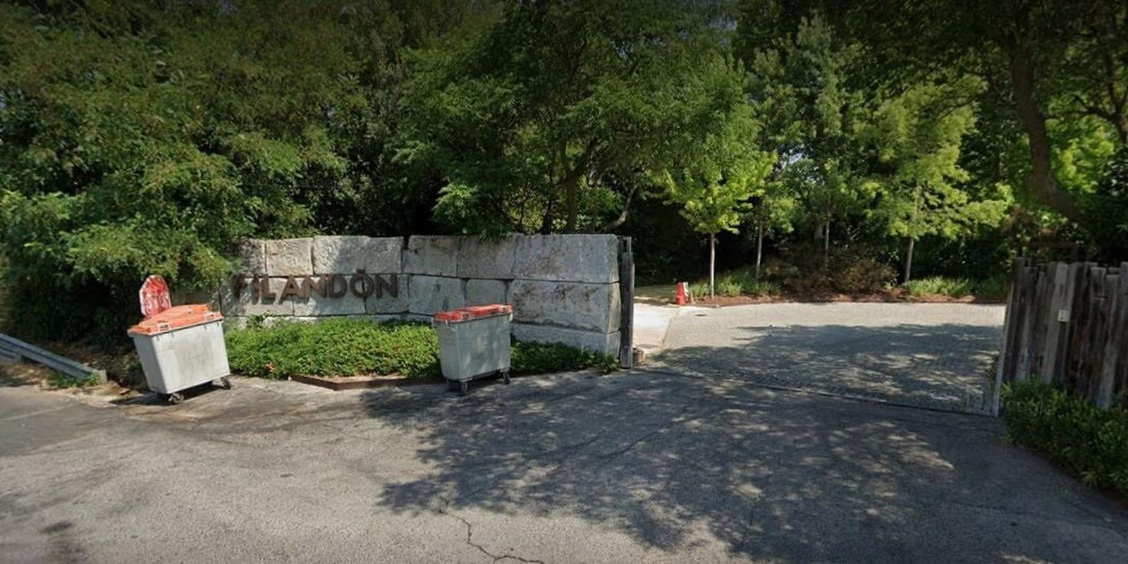 La Policía Municipal desaloja un restaurante de Montecarmelo por superar el aforo permitido pero el local lo niega