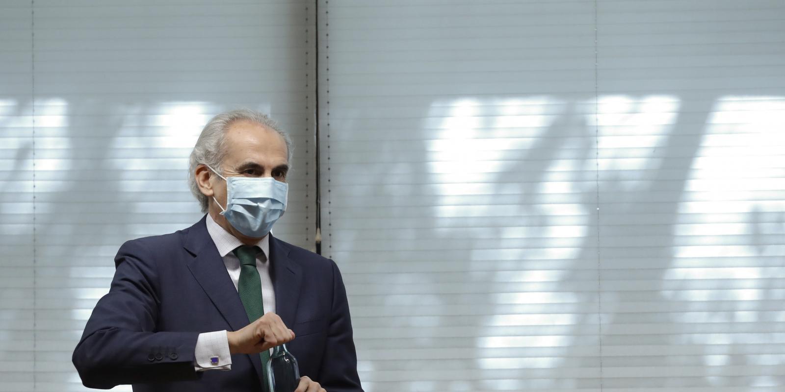 La Comunidad y Sanidad se reúnen para abordar la situación de Barajas, los rebrotes y el uso de mascarilla