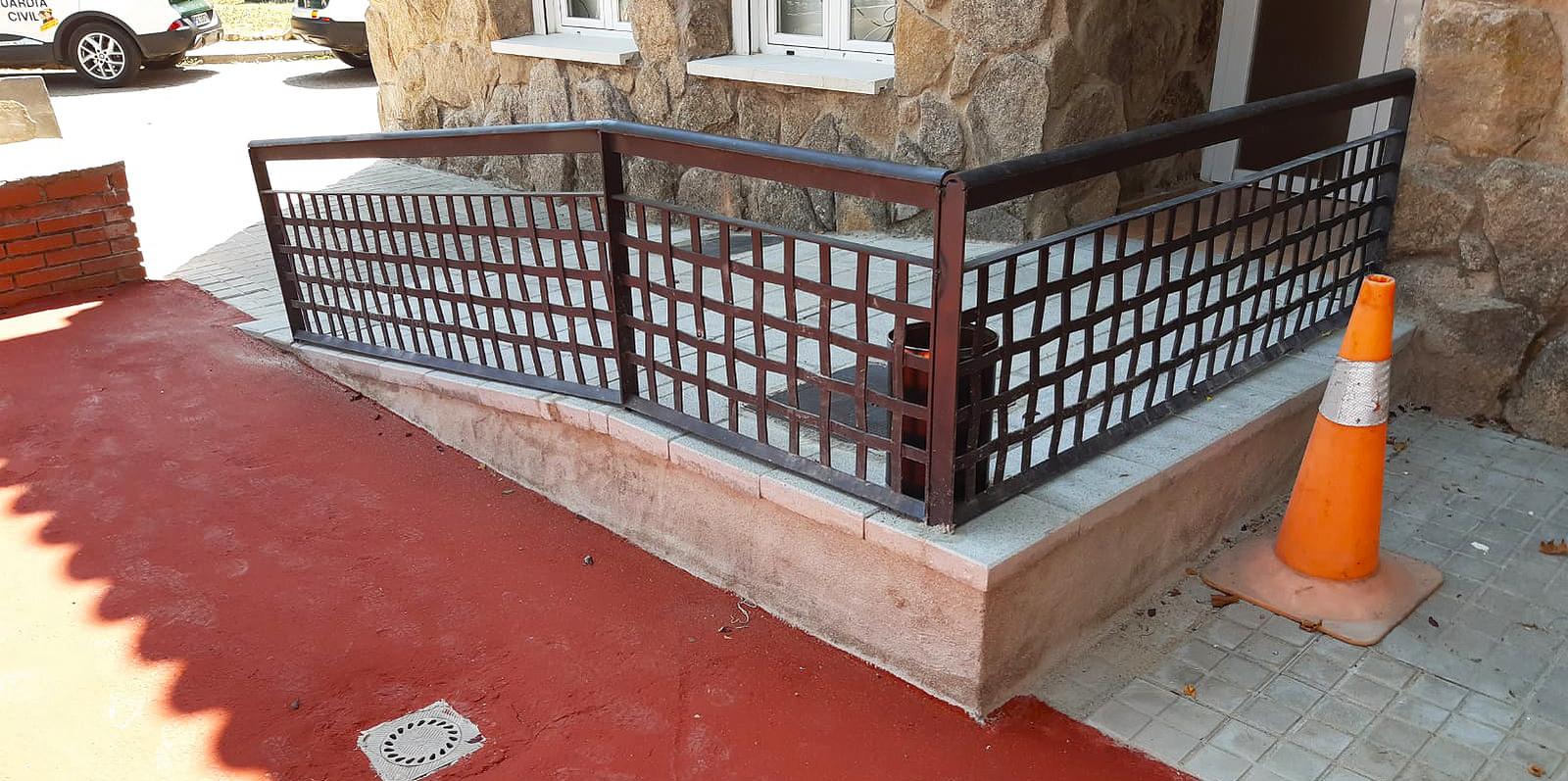 Galapagar realiza obras de mejora de accesibilidad en el cuartel de la Guardia Civil