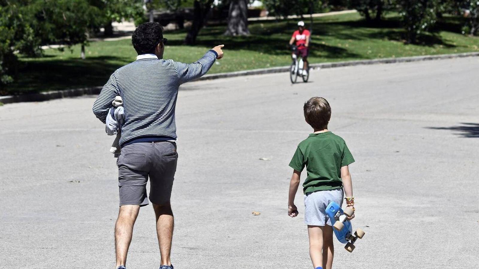 La Comunidad de Madrid dará ayudas de 14.500 euros por hijos para madres menores de 30 para que Madrid sea "la región de las familias"