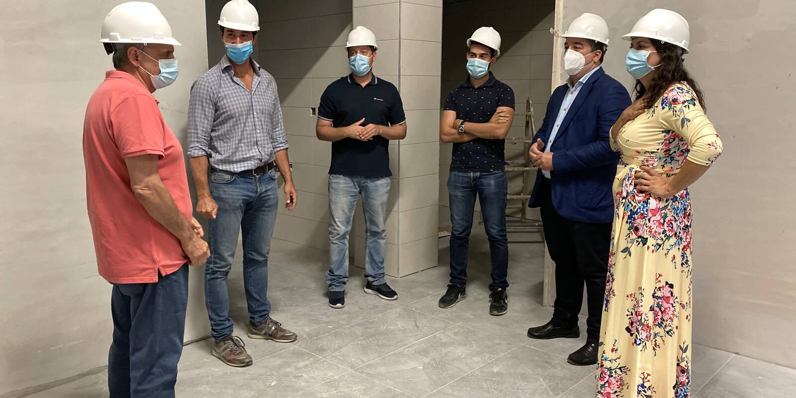 Galapagar reforma los vestuarios y los accesos a pistas del Polideportivo Municipal