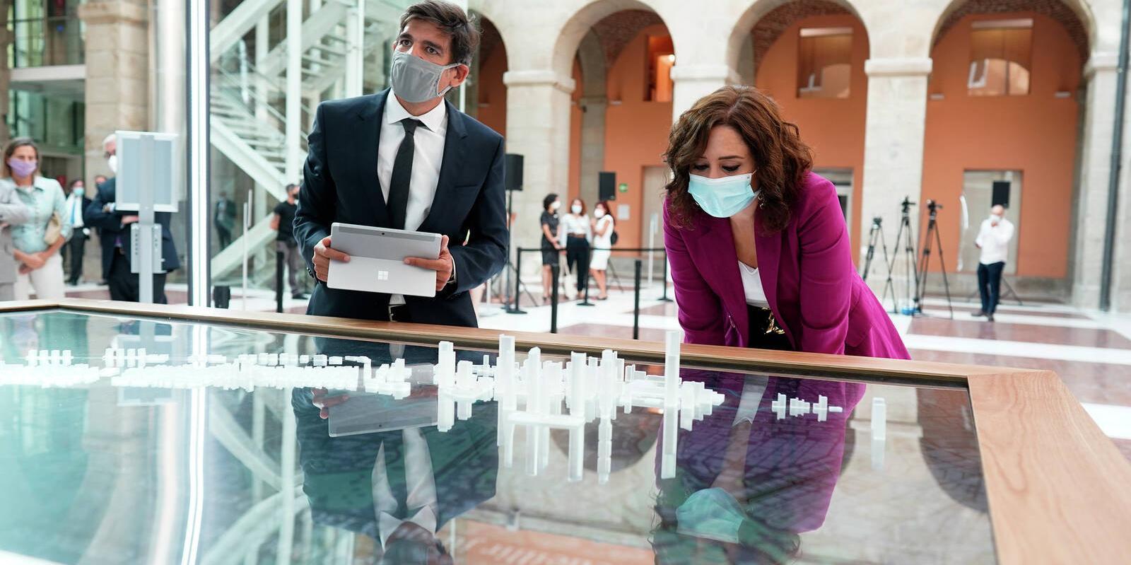 Díaz Ayuso presenta la maqueta digital de Madrid Nuevo Norte en la Real Casa de Correos