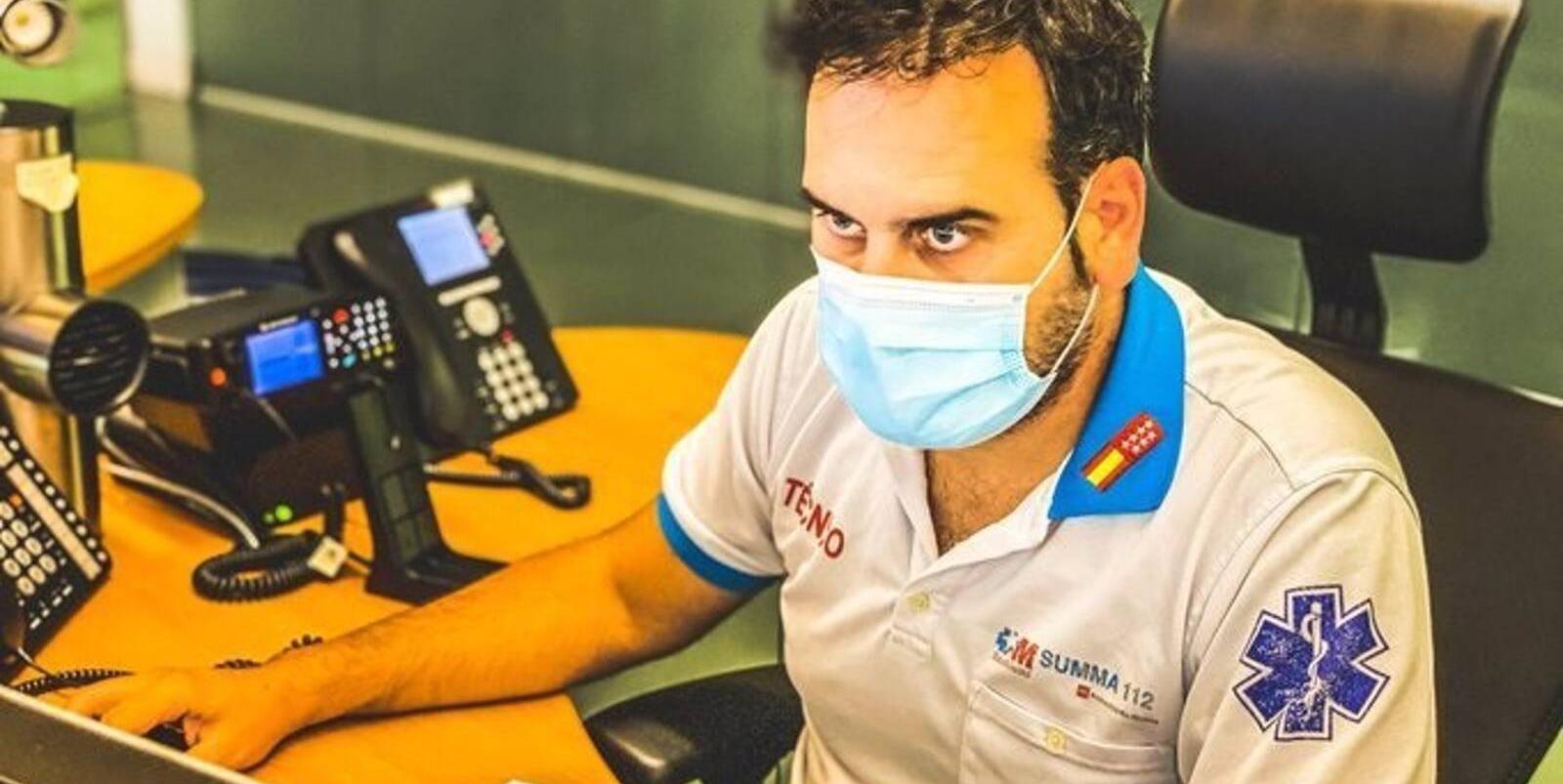 Un motorista pierde la pierna tras colisionar con una señal de tráfico en Valdemorillo