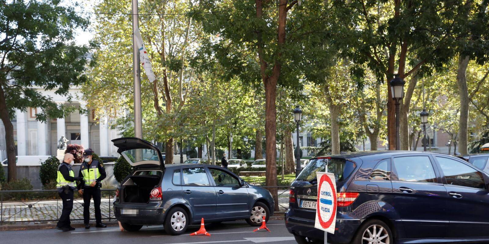 ¿Están los madrileños a favor del cierre de la región?