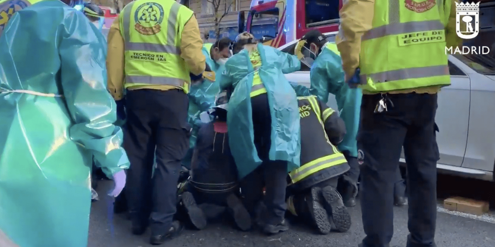 Herido un ciclista al ser arrollado por un turismo en plena calle Alcalá