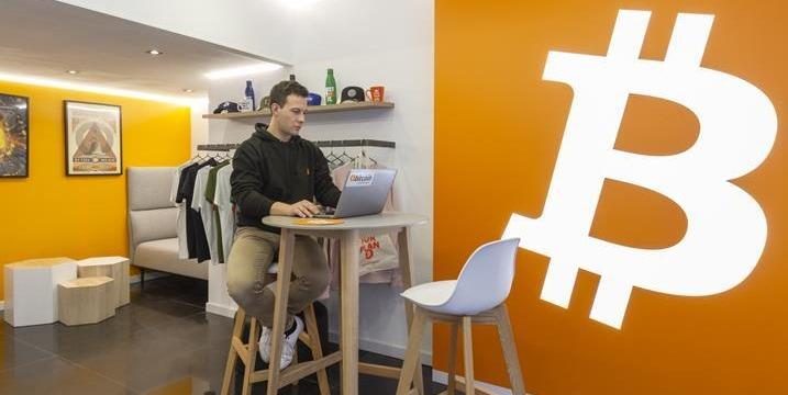 La startup española Bitbase abre su 15ª tienda de criptomonedas