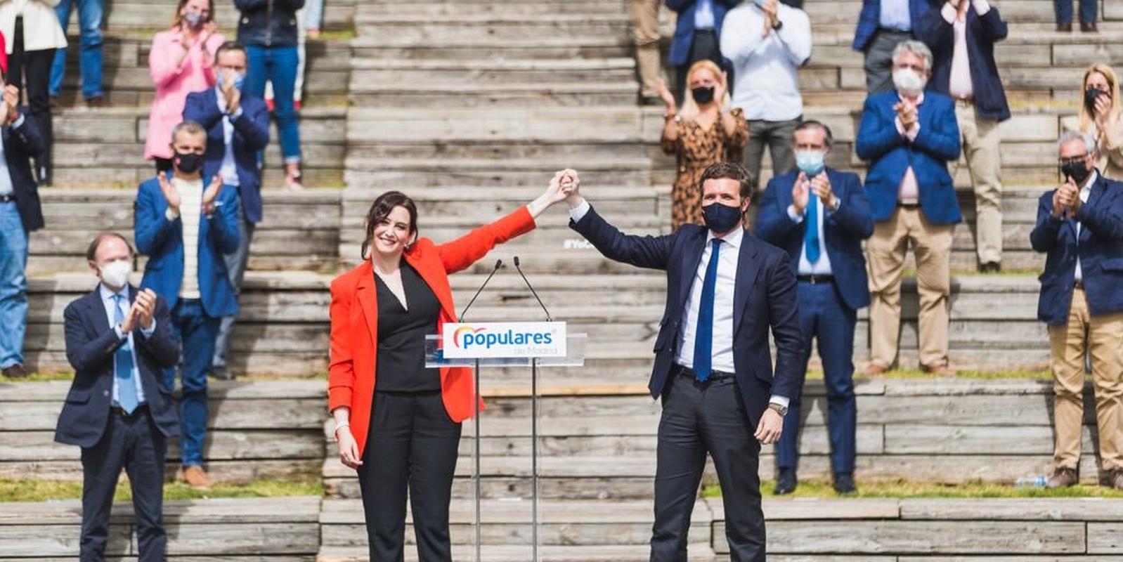 Díaz Ayuso reivindica su proyecto frente "al desastre" en la presentación de su lista electoral para el 4 de mayo