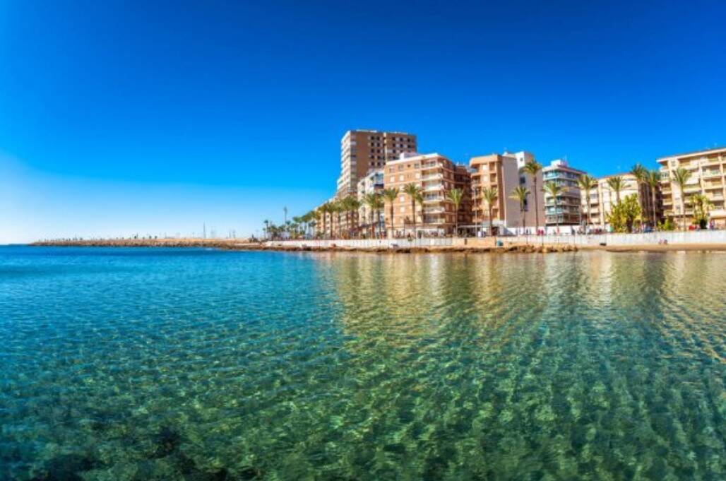 ¿Buscas una vivienda en una ciudad atractiva? Torrevieja es para ti