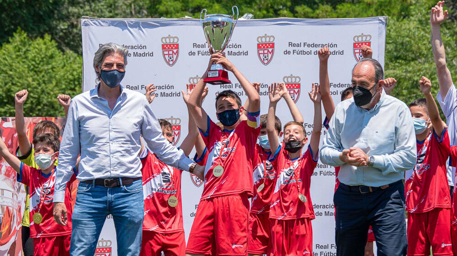 Gran éxito del equipo benjamín de la AD Torrejón CF