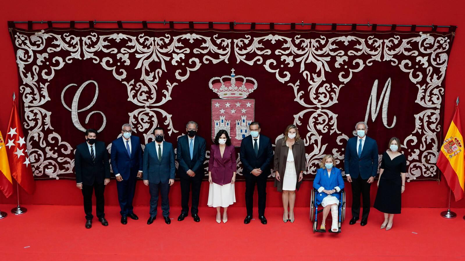 Díaz Ayuso celebra contar con "los mejores" consejeros en su Gobierno: "España nos mira con esperanza"