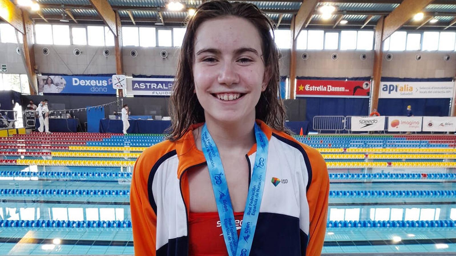 La torrejonera, Jimena Ruiz, campeona de España de natación infantil
