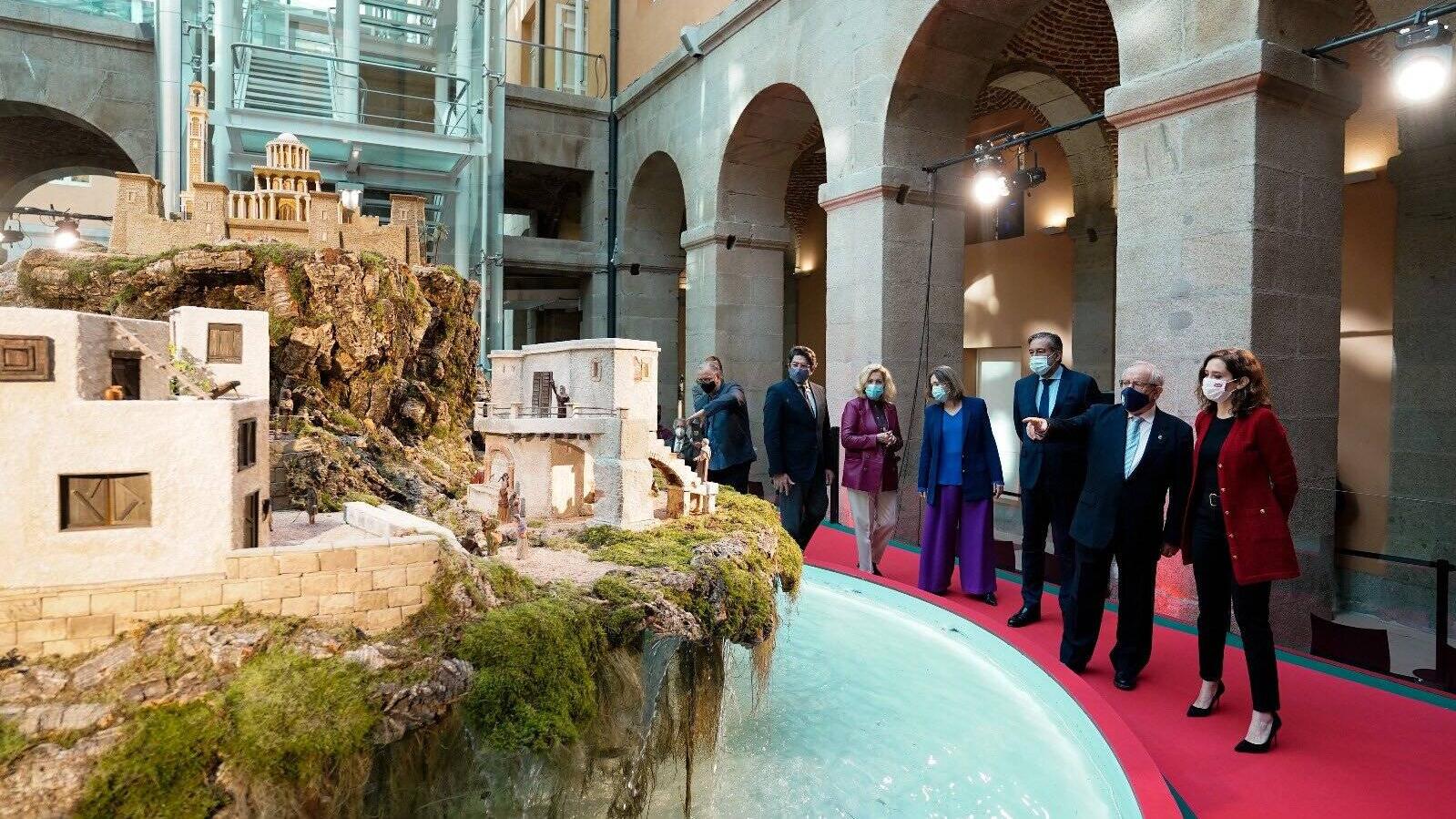 Abre al público el tradicional Belén de la Real Casa de Correos en Sol