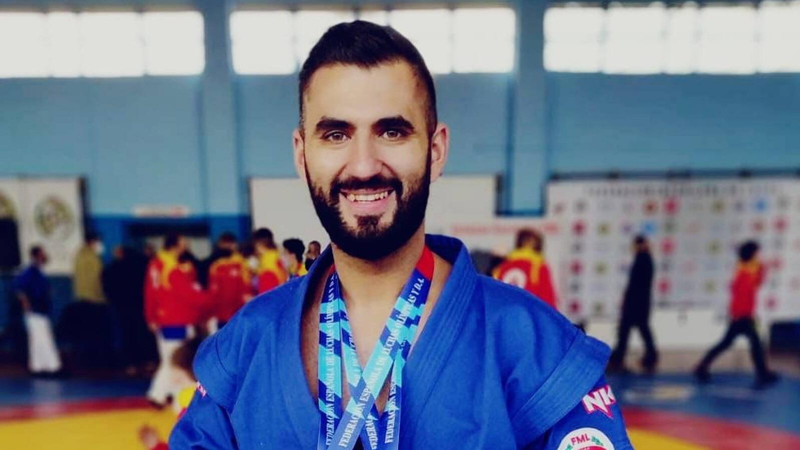 El torrejonero Víctor García logra dos oros en el Campeonato de España de Defensa Personal Policial