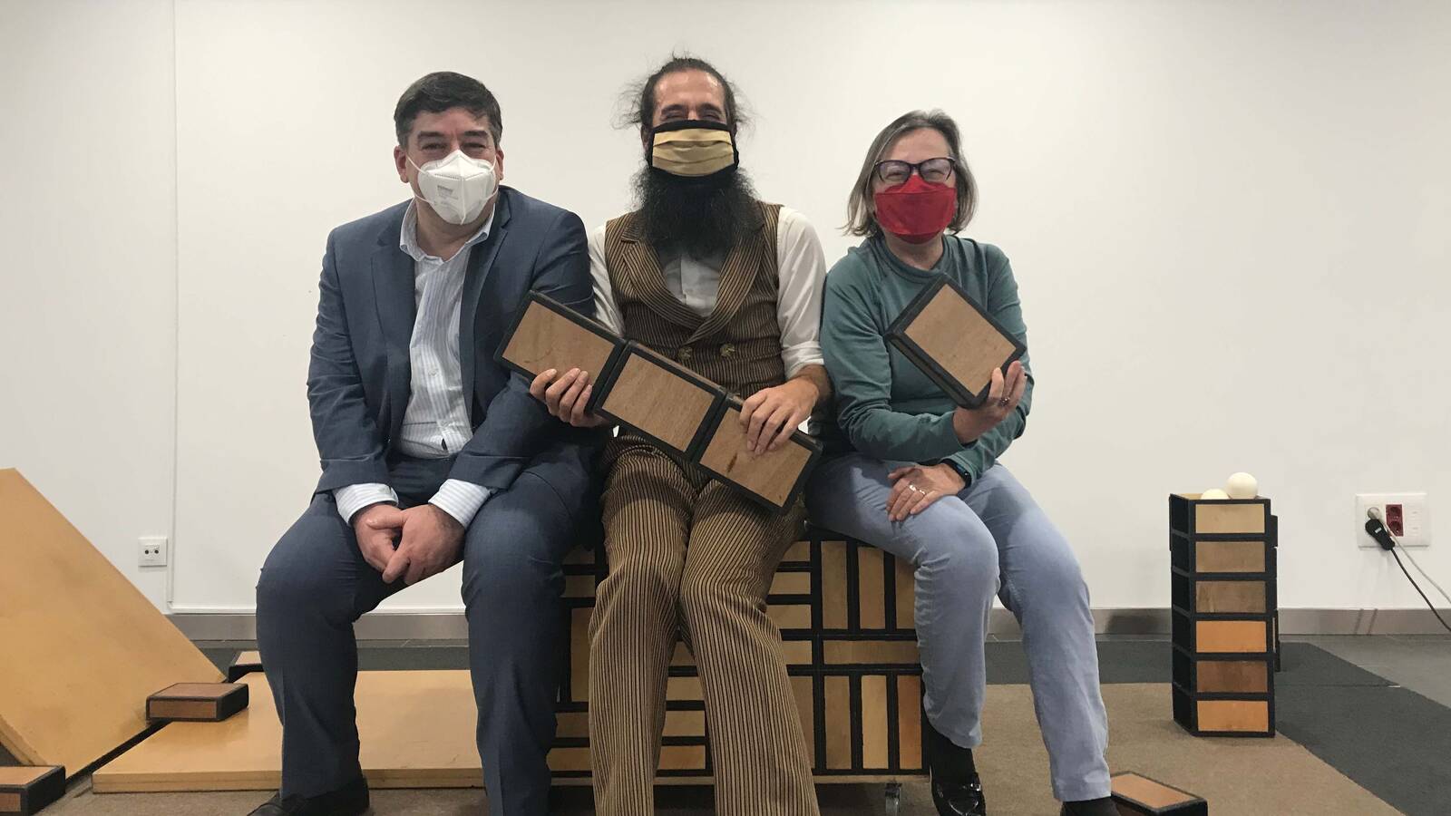 El alcalde y la concejala de Cultura del Ayuntamiento de Galapagar acuden al espectáculo “Só”