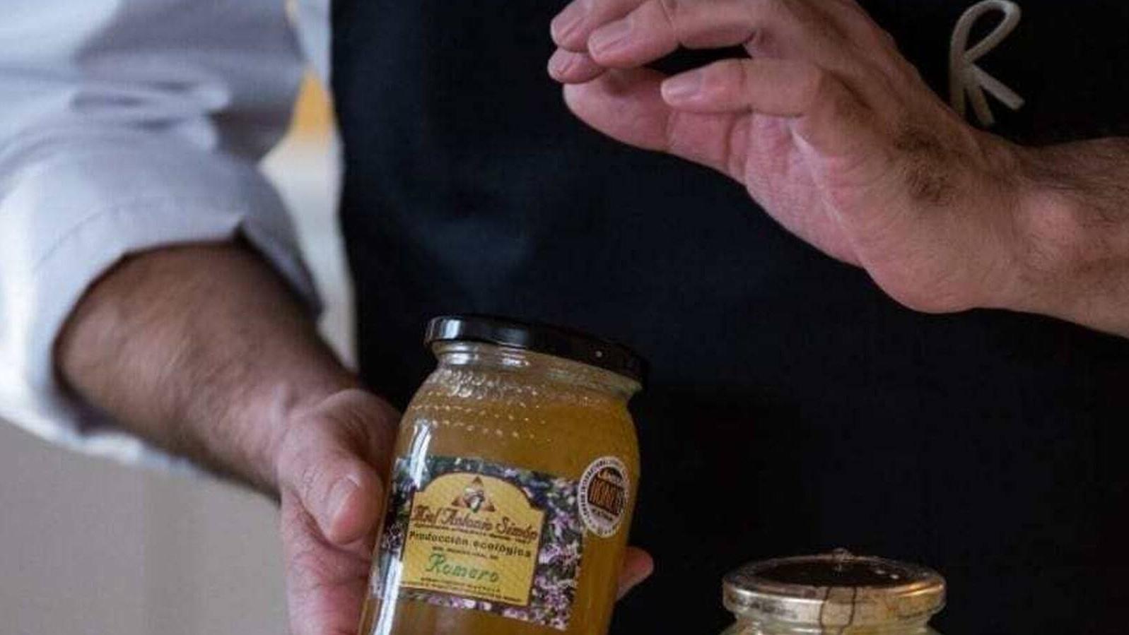 La madrileña miel de Antonio Simón llega al nuevo postre de Jordi Roca de la mano de BBVA y El Celler de Can Roca
