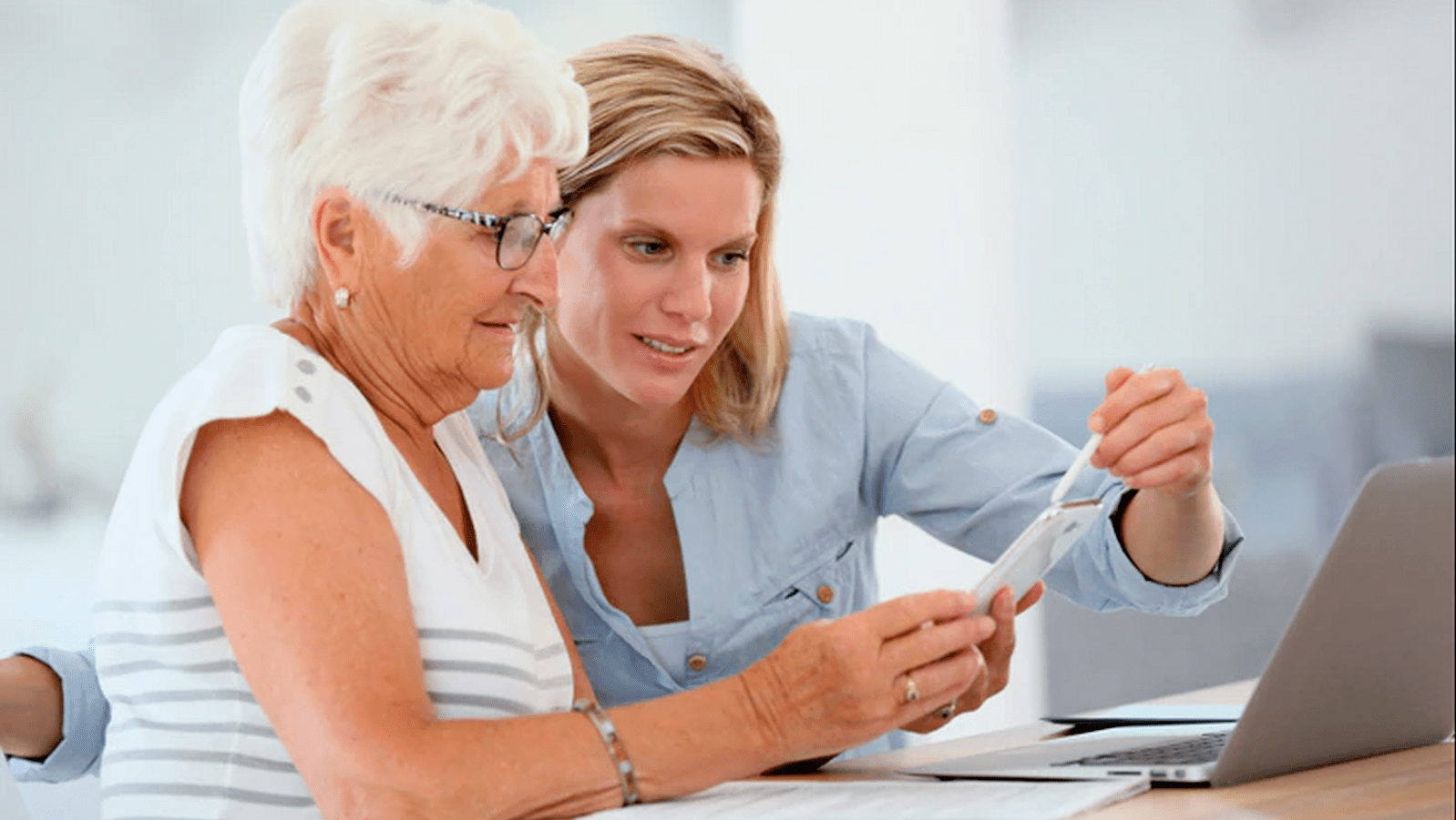 BBVA adapta su app a los clientes sénior