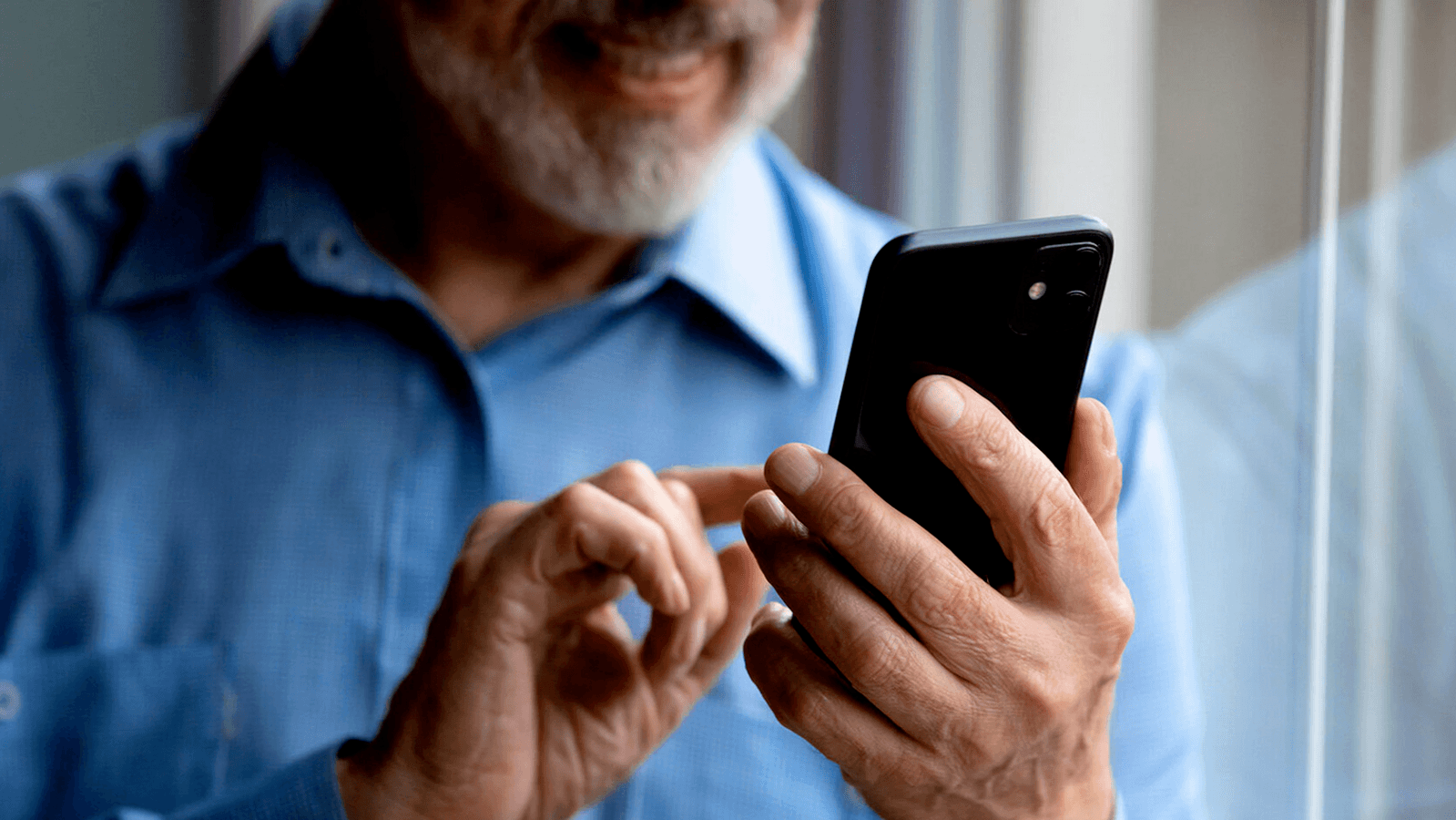 BBVA colaborará en la formación en capacidades digitales básicas de más de cien mayores con el proyecto 'Abuelos Hackers'