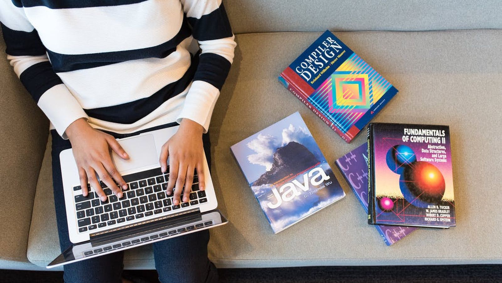 Las ventajas de hacer un máster en programación en 2022