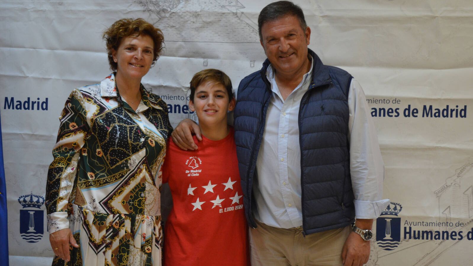 El regidor de Humanes de Madrid recibe a Lucas Villarreal, convocado por la Selección Madrileña de Fútbol Sala
