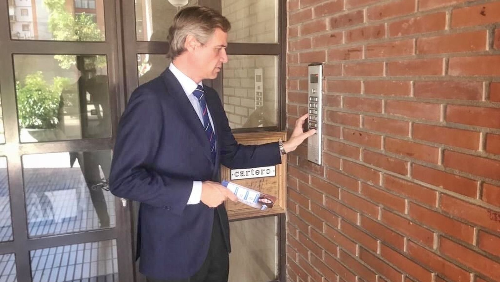 Terol se compromete a no subir el IBI en Alcorcón y bonificará a los que más lo necesiten