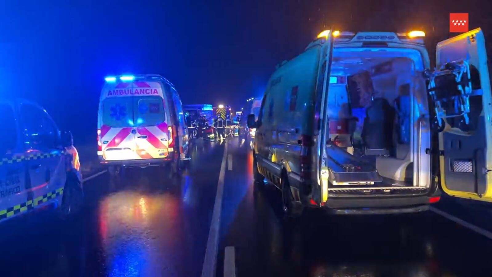 Herido muy grave el conductor de un turismo tras colisionar con un camión en Guadarrama