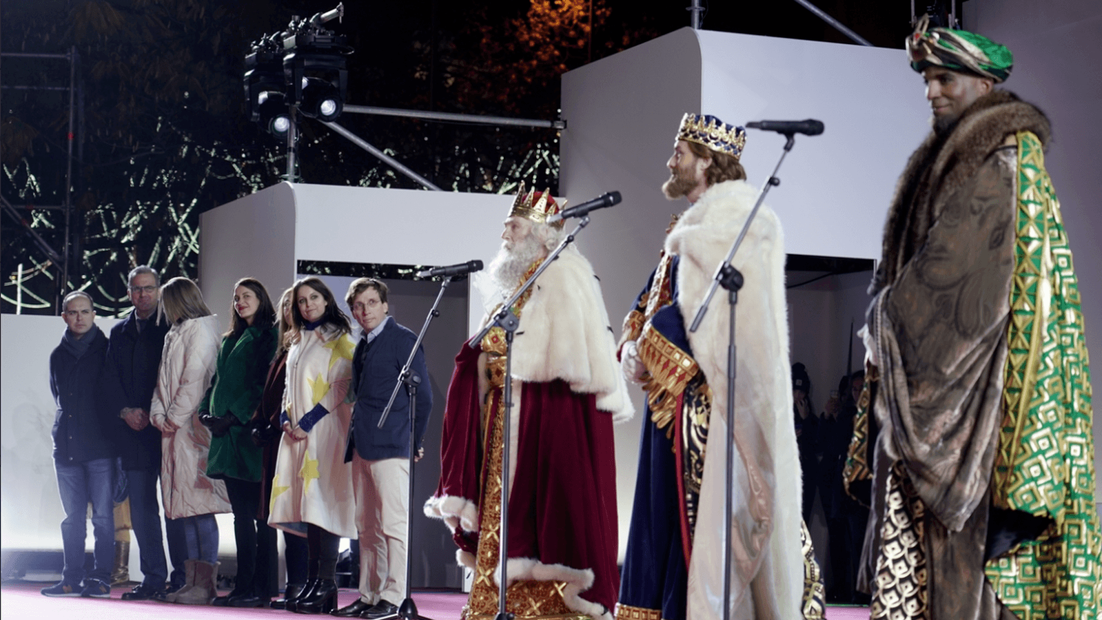 Los Reyes Magos vuelven a llenar las calles de Madrid de ilusión y regalos para las familias