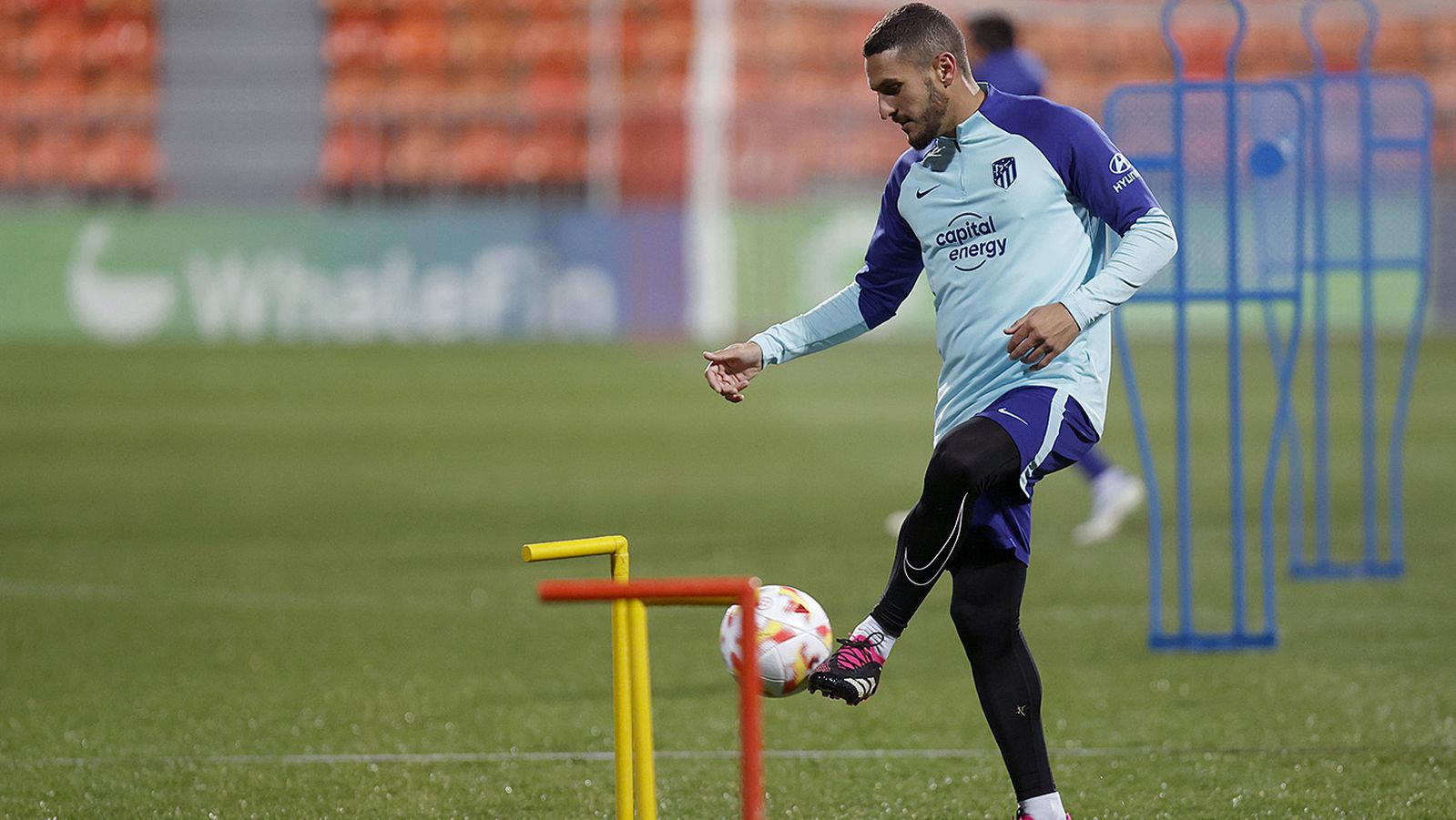 El Atlético de Madrid quiere recuperar la sonrisa en su oasis copero