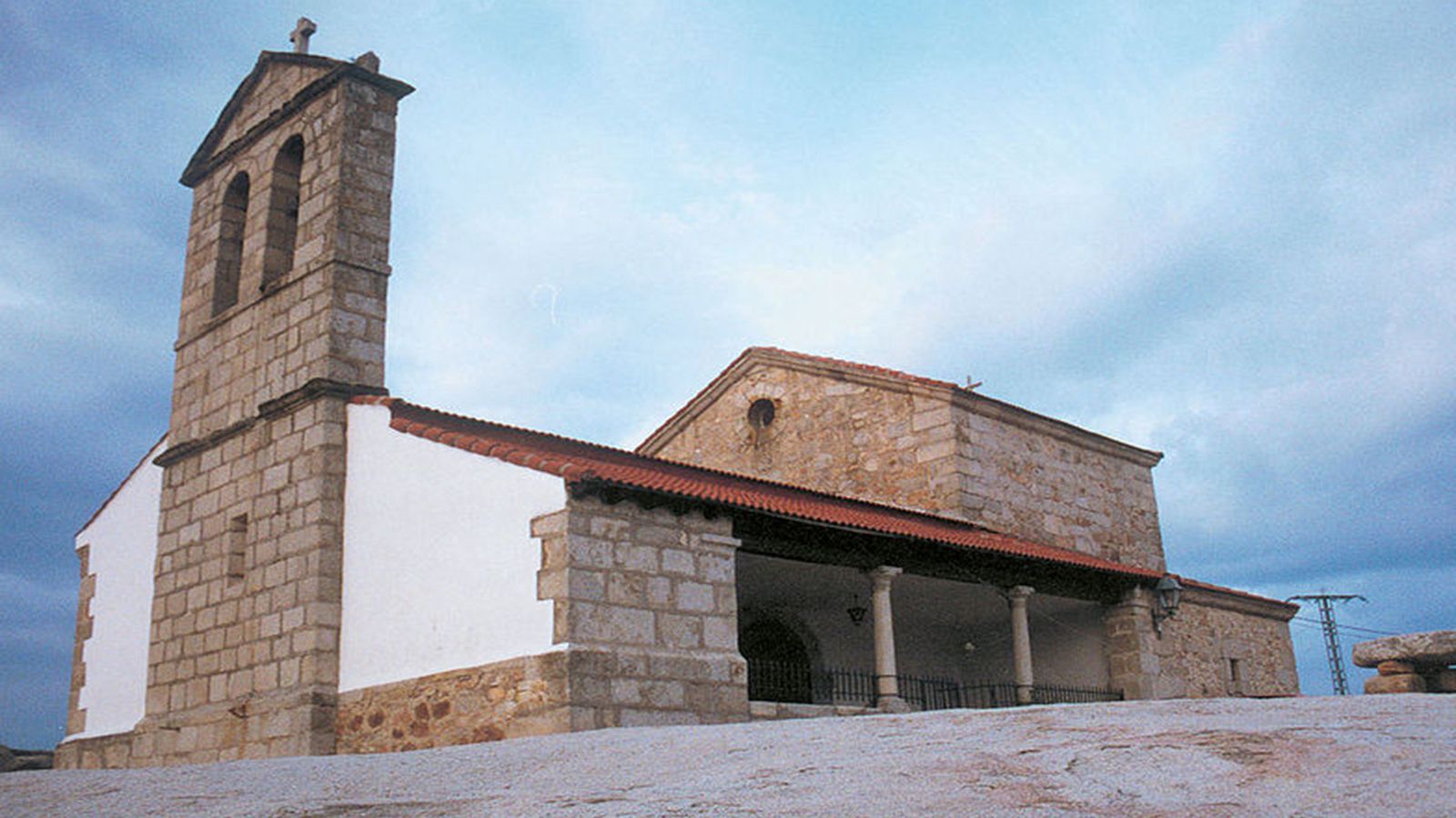 ¿Qué ver y hacer en Lozoyuela-Navas-Sieteiglesias?