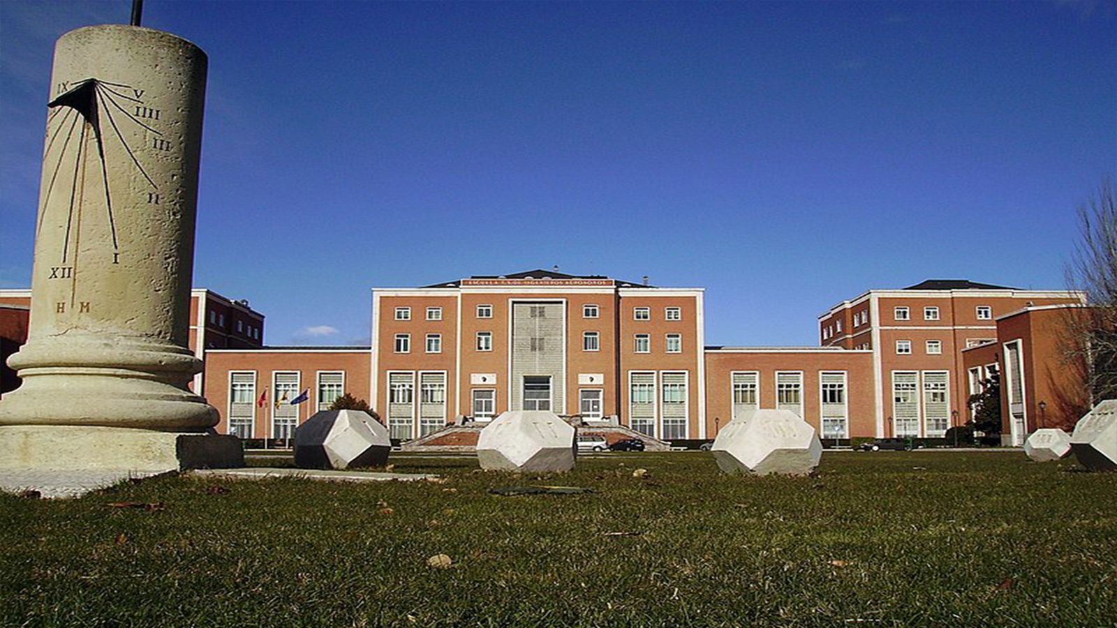 Conocer Madrid: Ciudad Universitaria