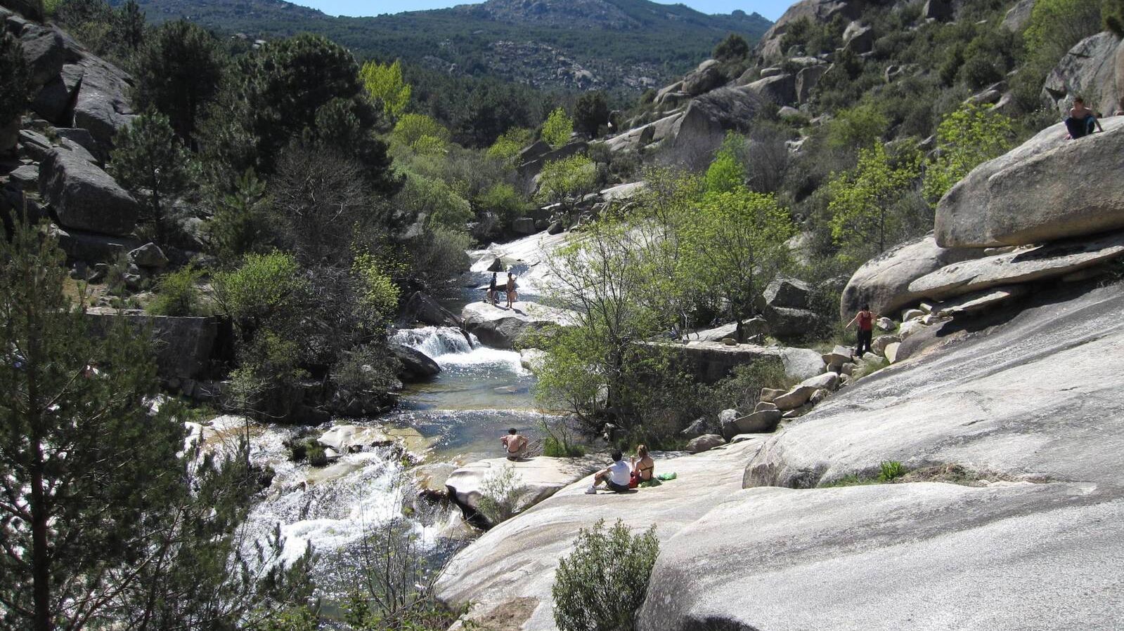 Caminatas guiadas por la Sierra de Guadarrama a lo largo del Río Manzanares
