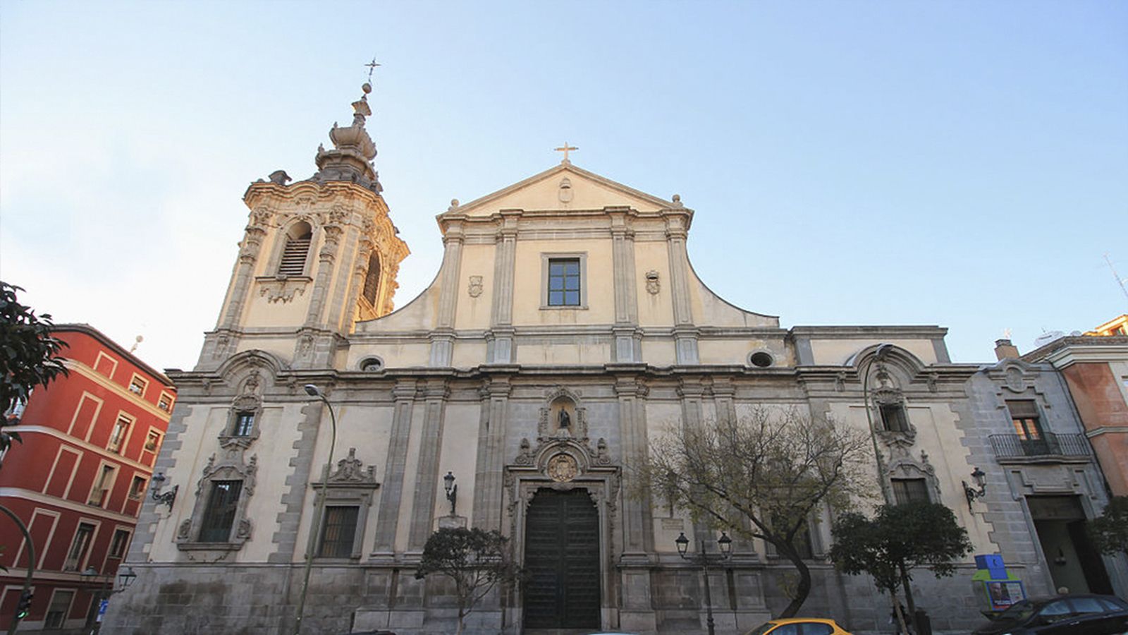 Conocer Madrid: Iglesia de Nuestra Señora de Montserrat
