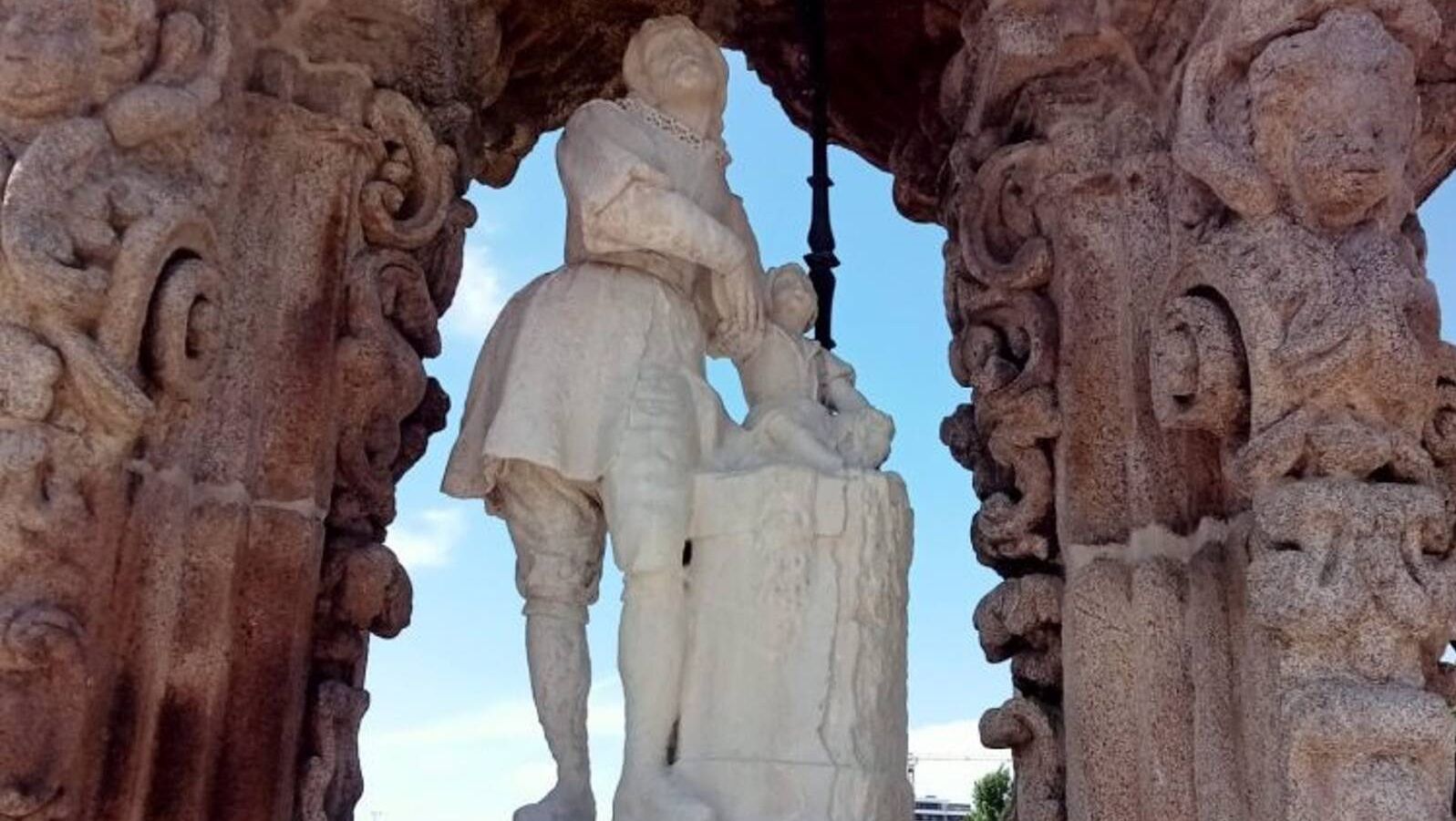 Concluye la restauración de las estatuas de San Isidro y Santa María de la Cabeza del Puente de Toledo