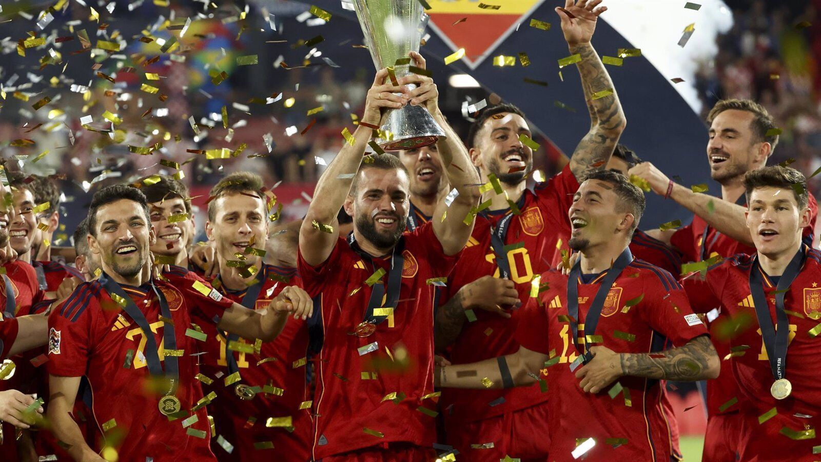  España sigue cerrando el 'Top 10' de un ranking FIFA liderado por Argentina