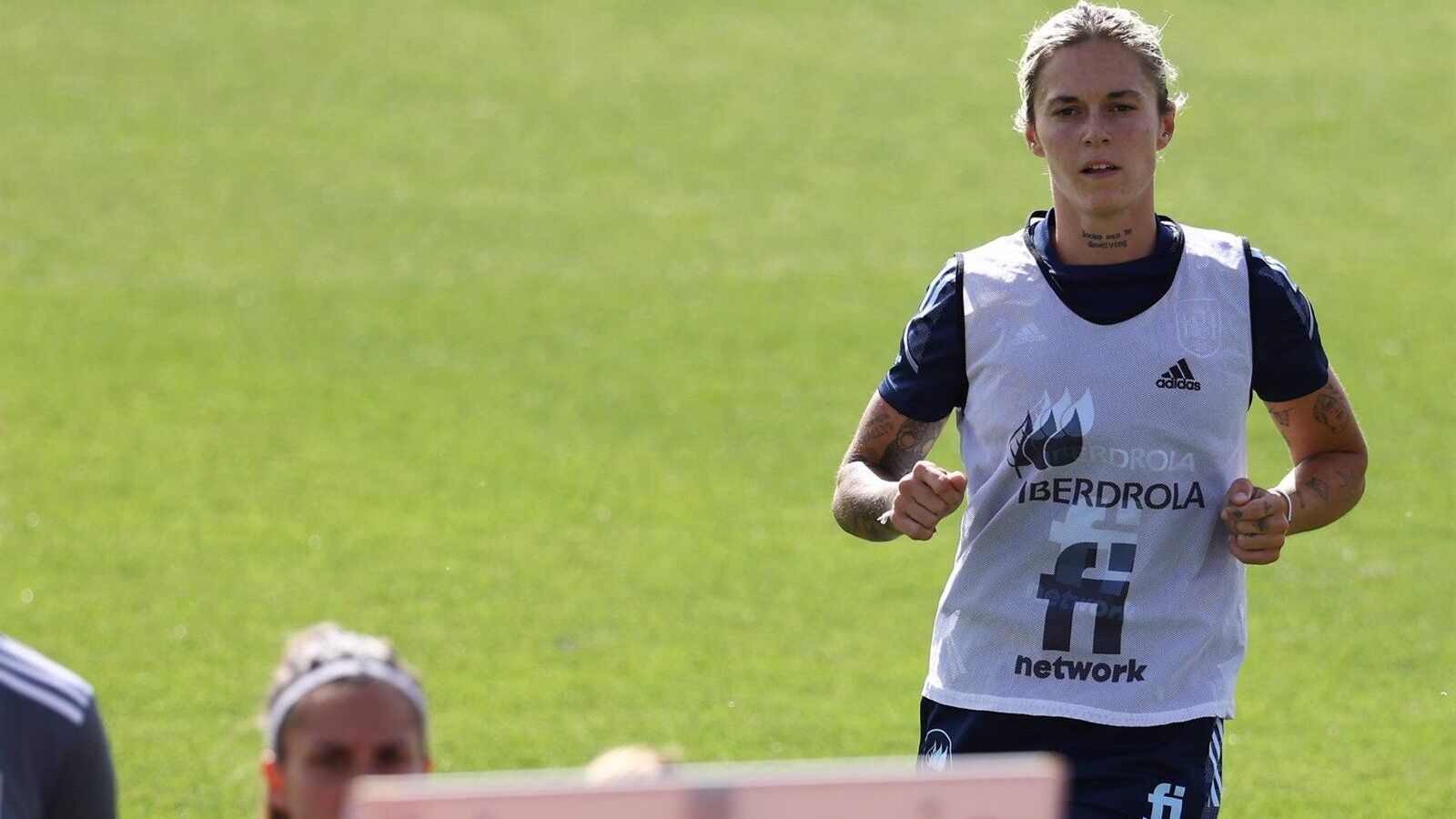 Mapi León y Patri Guijarro abandonan la concentración: "No han sido las maneras ni las formas"