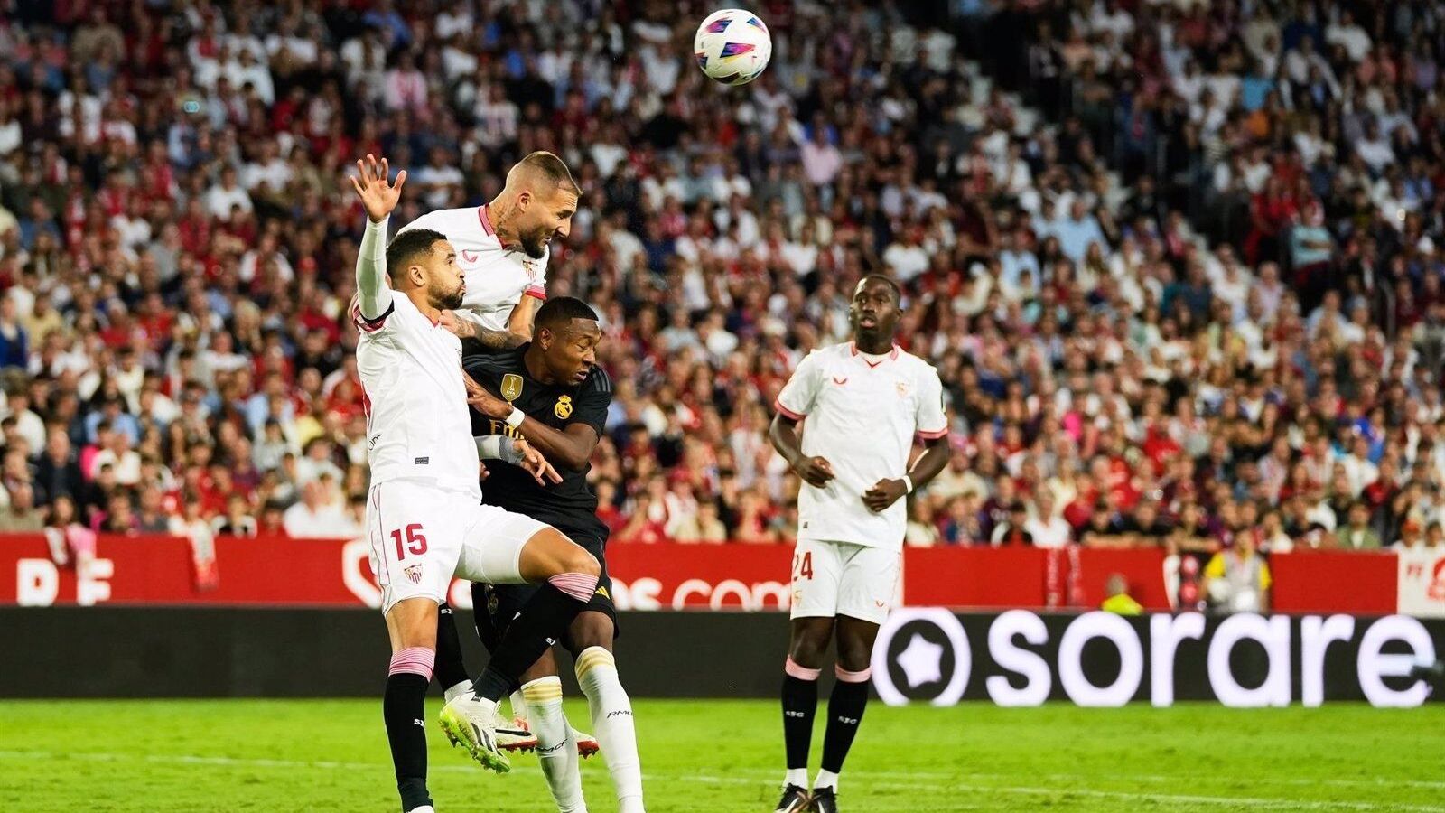 El Real Madrid saca un empate del Pizjuán a puro cabezazo