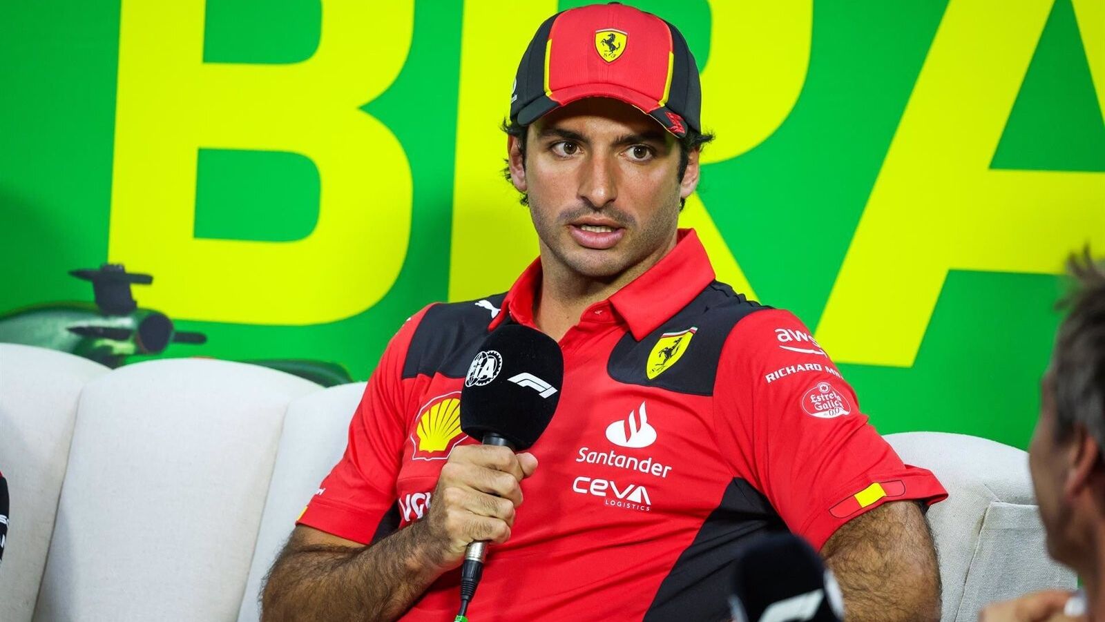 Carlos Sainz: "Mercedes está en ventaja, espero revertirlo"