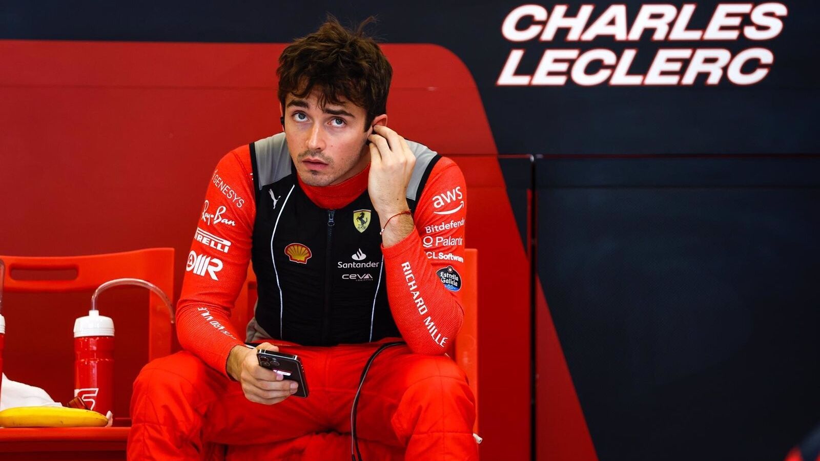 El piloto monegasco Charles Leclerc seguirá en Ferrari "más allá de 2024"