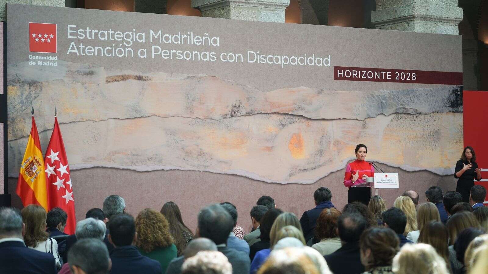 La Comunidad presenta una estrategia para la discapacidad con 4.800 millones y 316 medidas
