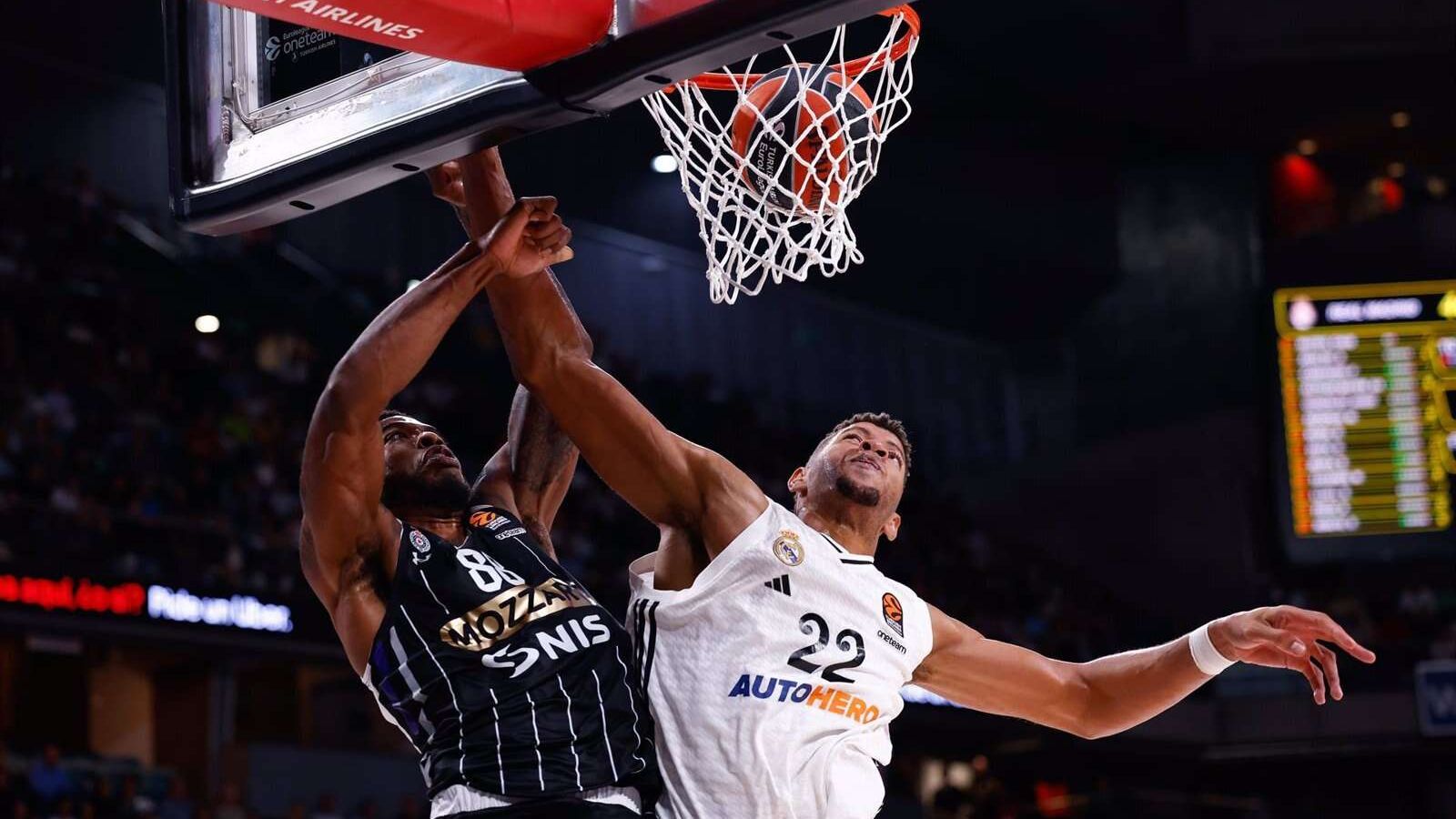 El Real Madrid se asegura el triunfo en Belgrado con una canasta de Tavares sobre la bocina