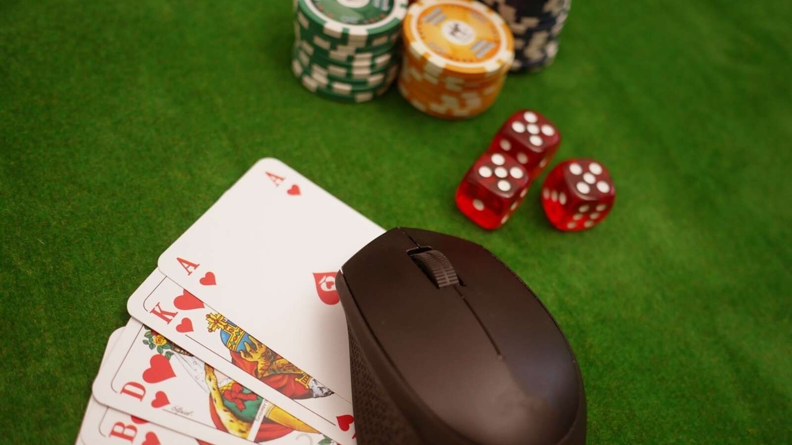 Madrid refuerza el blindaje contra el acceso de menores al juego online