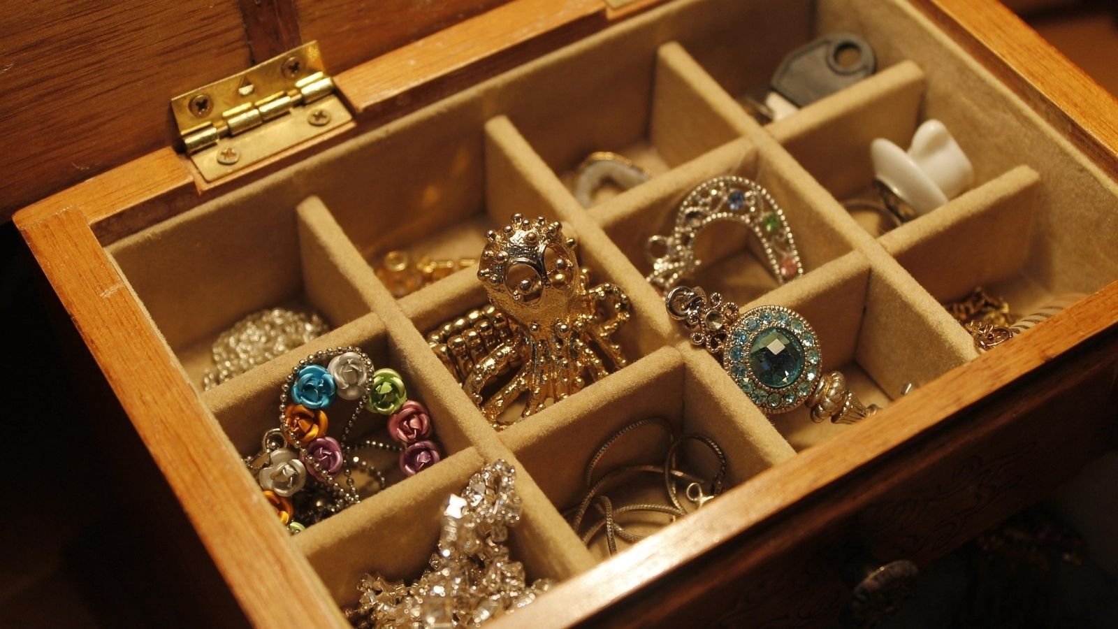 Tiendas de joyas en Madrid: Descubre dónde encontrar piezas únicas