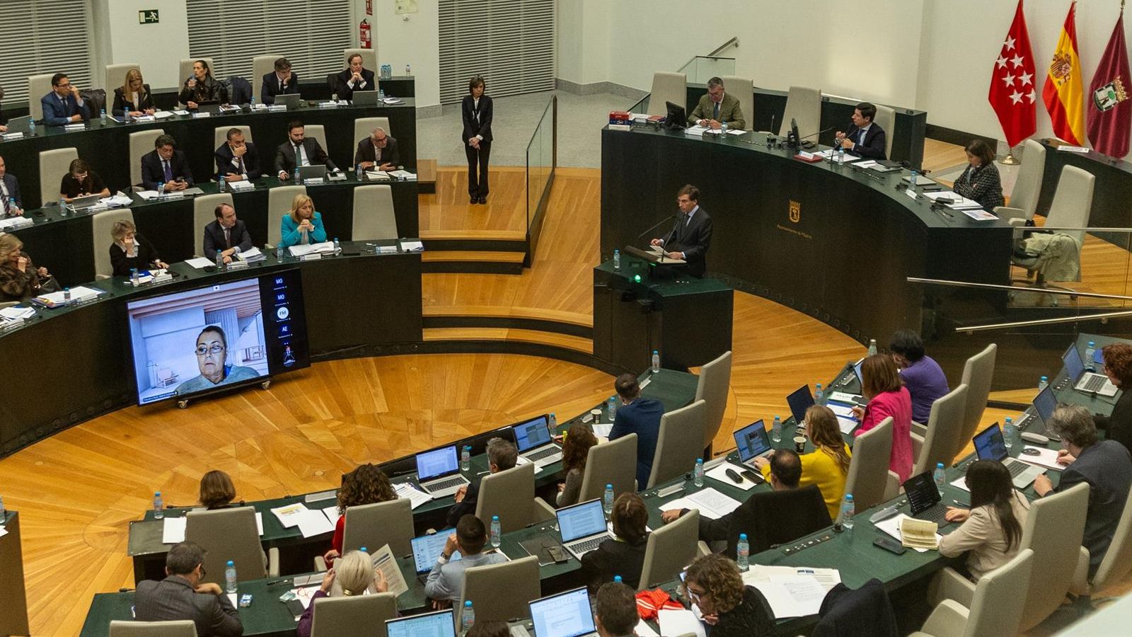 El PP defiende su protocolo contra el acoso en Cibeles y carga contra el “feminismo del burka” del PSOE