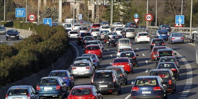 Caos en las carreteras de Madrid: 147 accidentes en ocho horas