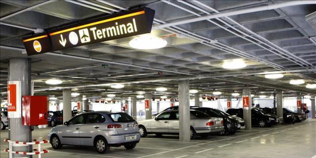 Barajas lanza una oferta para reducir la tarifa de aparcamiento en diciembre Barajas lanza una oferta para reducir la tarifa de aparcamiento en diciembre