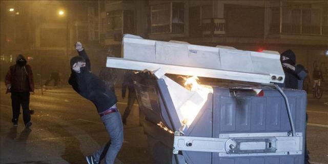 La Policía y los Bomberos de Madrid tienden puentes 